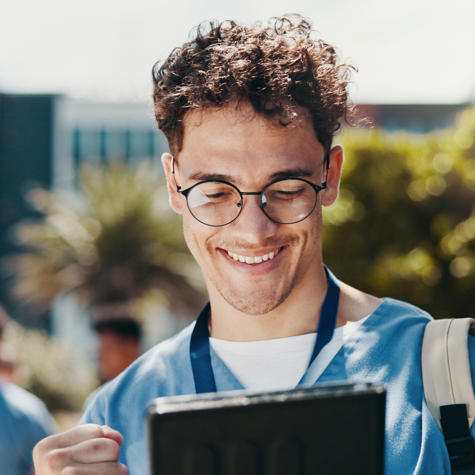 Tech man winning a bid 