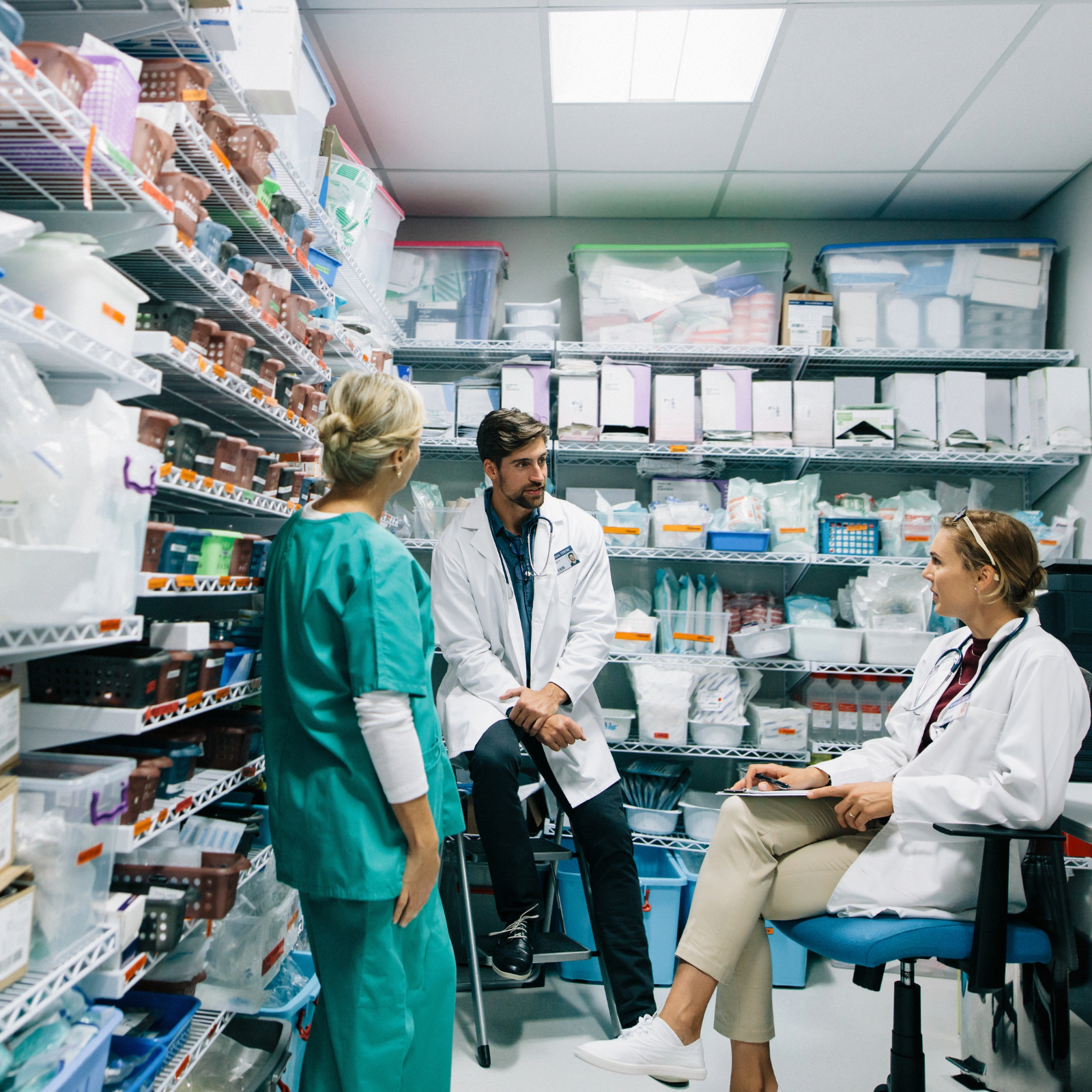 Untitled-42 (6) team of medical professionals in pharmacy stock room